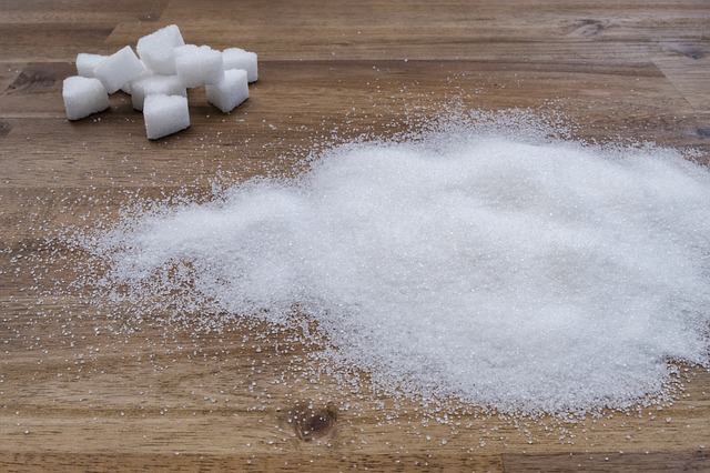 zakázaná potravina při dietě – cukr